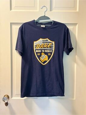 Vintage DARE to resist Short-Sleeve Tee